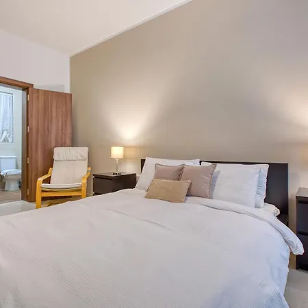 New! - Bright And Spacious 3 Double Bedroom In Malta By Sf Homes Нашшар