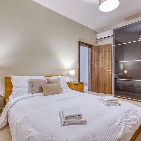 New! - Bright And Spacious 3 Double Bedroom In Malta By Sf Homes *