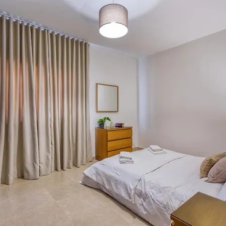 Апартаменты New! - Bright And Spacious 3 Double Bedroom In Malta By Sf Homes