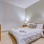 Διαμέρισμα New! - Bright And Spacious 3 Double Bedroom In Malta By Sf Homes Naxxar