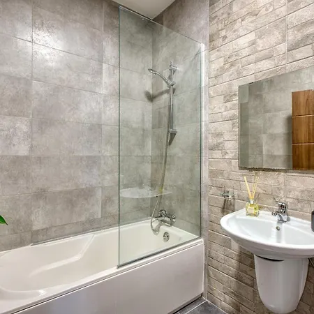 Lägenhet New! - Bright And Spacious 3 Double Bedroom In Malta By Sf Homes *