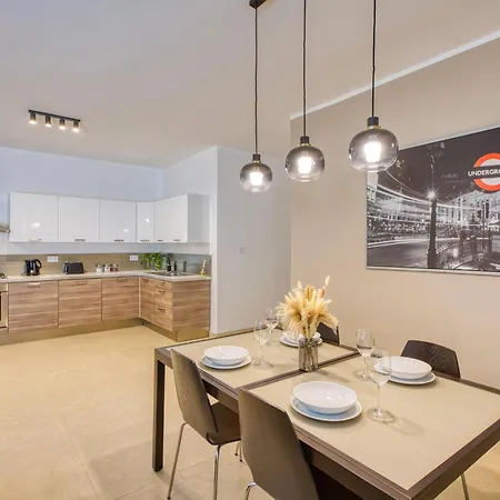 Appartamento New! - Bright And Spacious 3 Double Bedroom In Malta By Sf Homes *