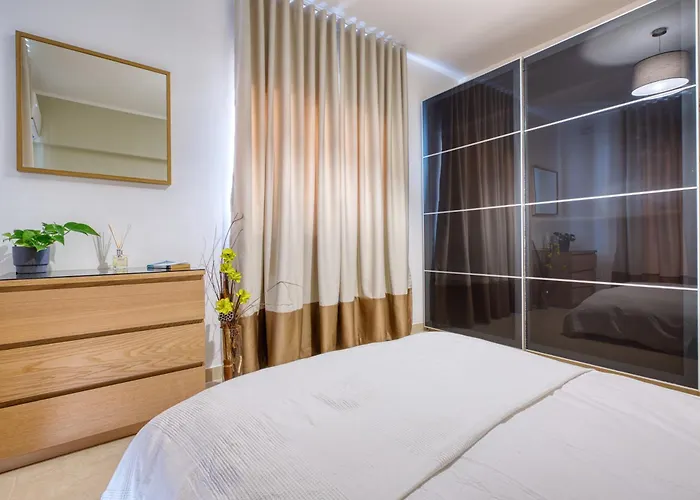 New! - Bright And Spacious 3 Double Bedroom In Malta By Sf Homes