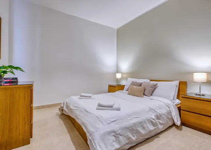Appartement New! - Bright And Spacious 3 Double Bedroom In Malta By Sf Homes Naxxar